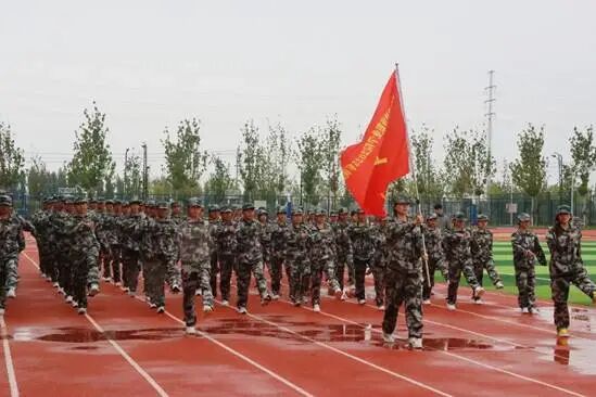 5EDC5B87CEB941D745FF457755D0DE09