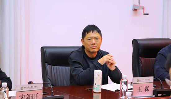 da113d034272630d6c9a6dfbe1af0149